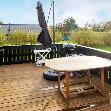 8 Person Holiday In Hemmet *