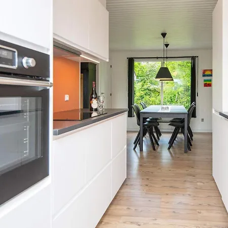 8 Person Holiday In Hemmet