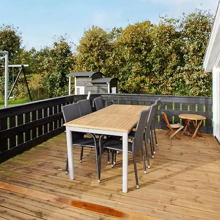 8 Person Holiday In Hemmet